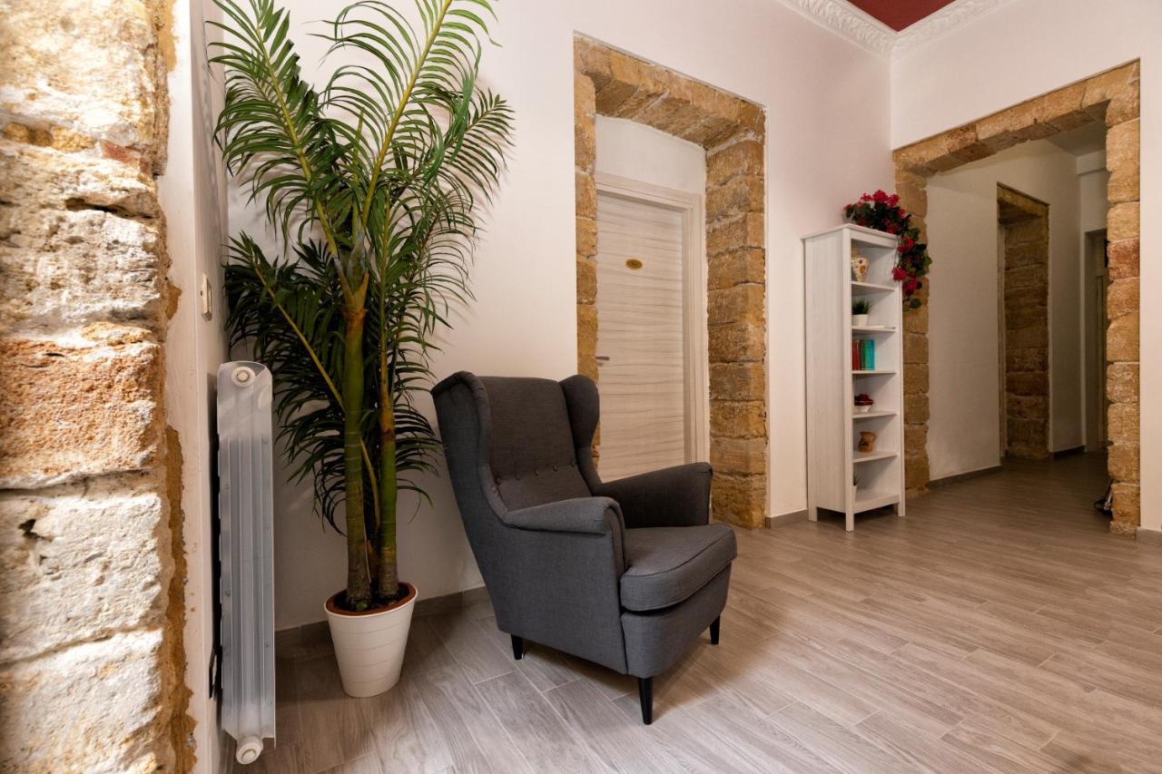 Couette-café Garden House: And For Holidays