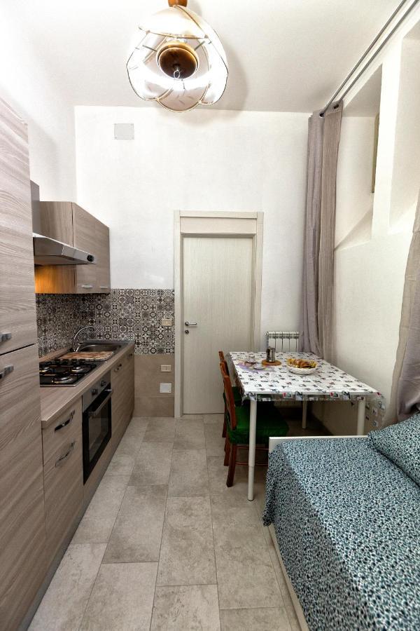Couette-café Garden House: And For Holidays