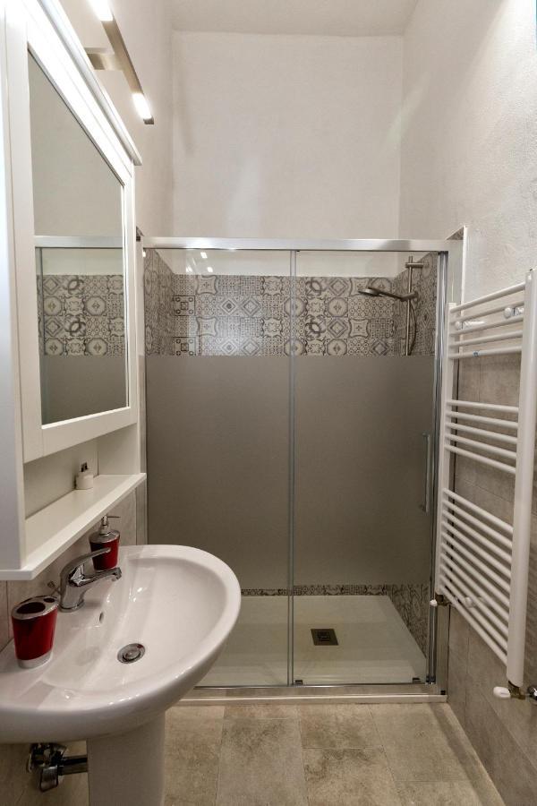 Bed & Breakfast Garden House: And For Holidays Palermo